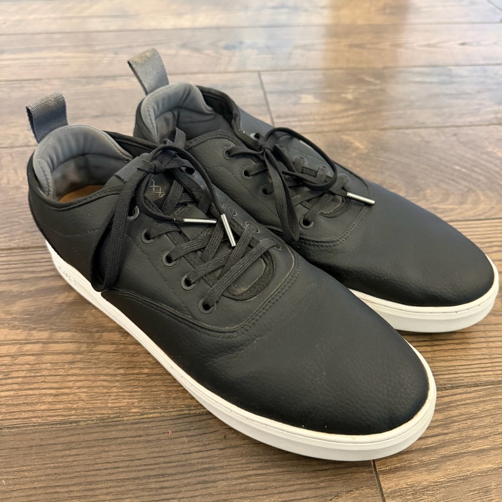 True Linkswear FS01 Spikeless in Black ‎ Size M 11.5 W 13